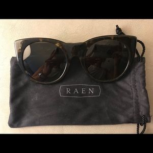 RAEN Tortoise Round Glasses